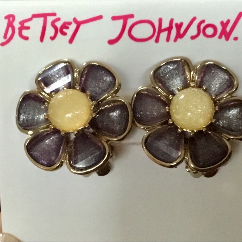 Betsey Johnson Clip-on Flower Earrings